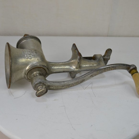 Antique Victorian cast iron Universal Meat Grinder & Food Chopper USA NO .3 - Picture 1 of 6